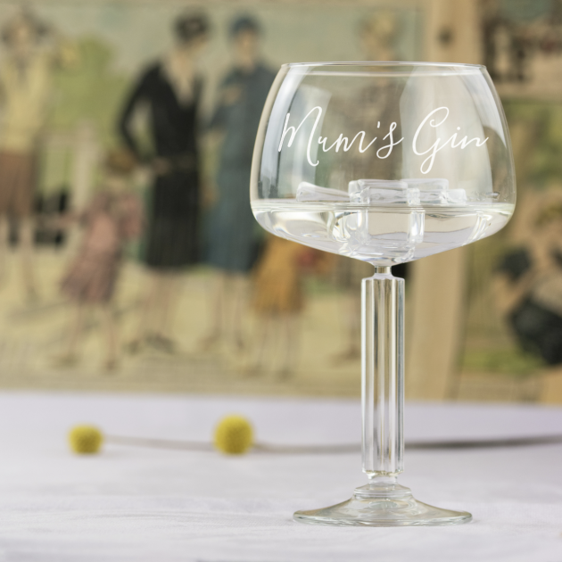 Hampers and Gifts to the UK - Send the Personalised Art Deco Script Crystal Gin Glass